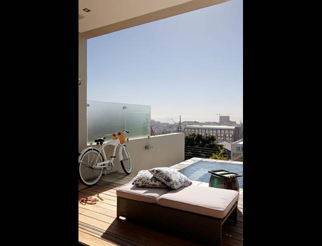 3 BEDROOM FREEHOLD FOR SALE IN DE WATERKANT